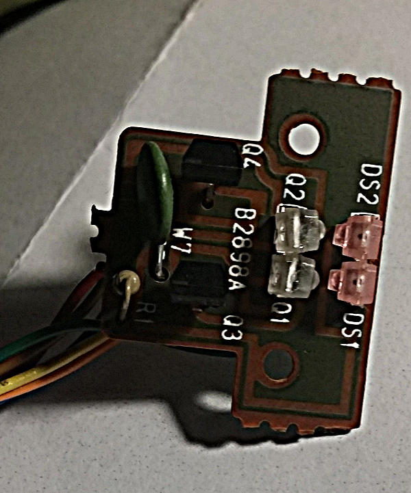 Il circuito con ricevitori e trasmettitori infrarosso